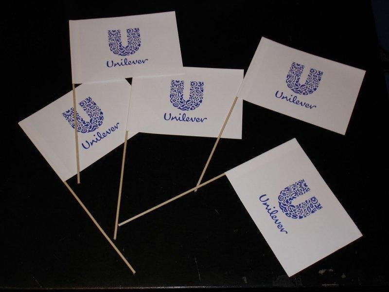 Papírové vlaječky mávátka - Unilever