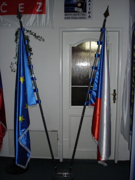 Slavnostní vlajky - ČR EU - dvojstojan mramor